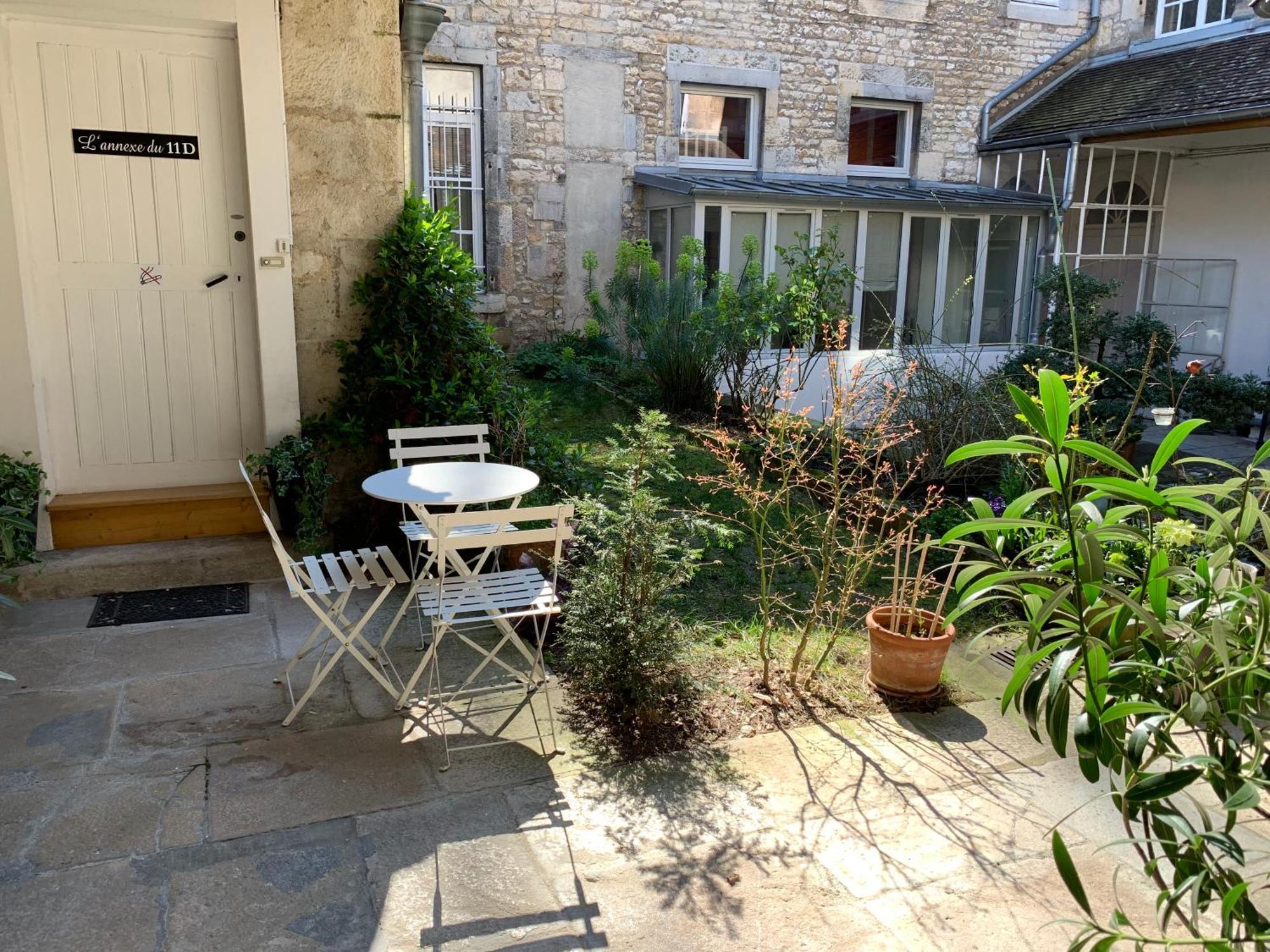L'annexe Du 11 D Besançon